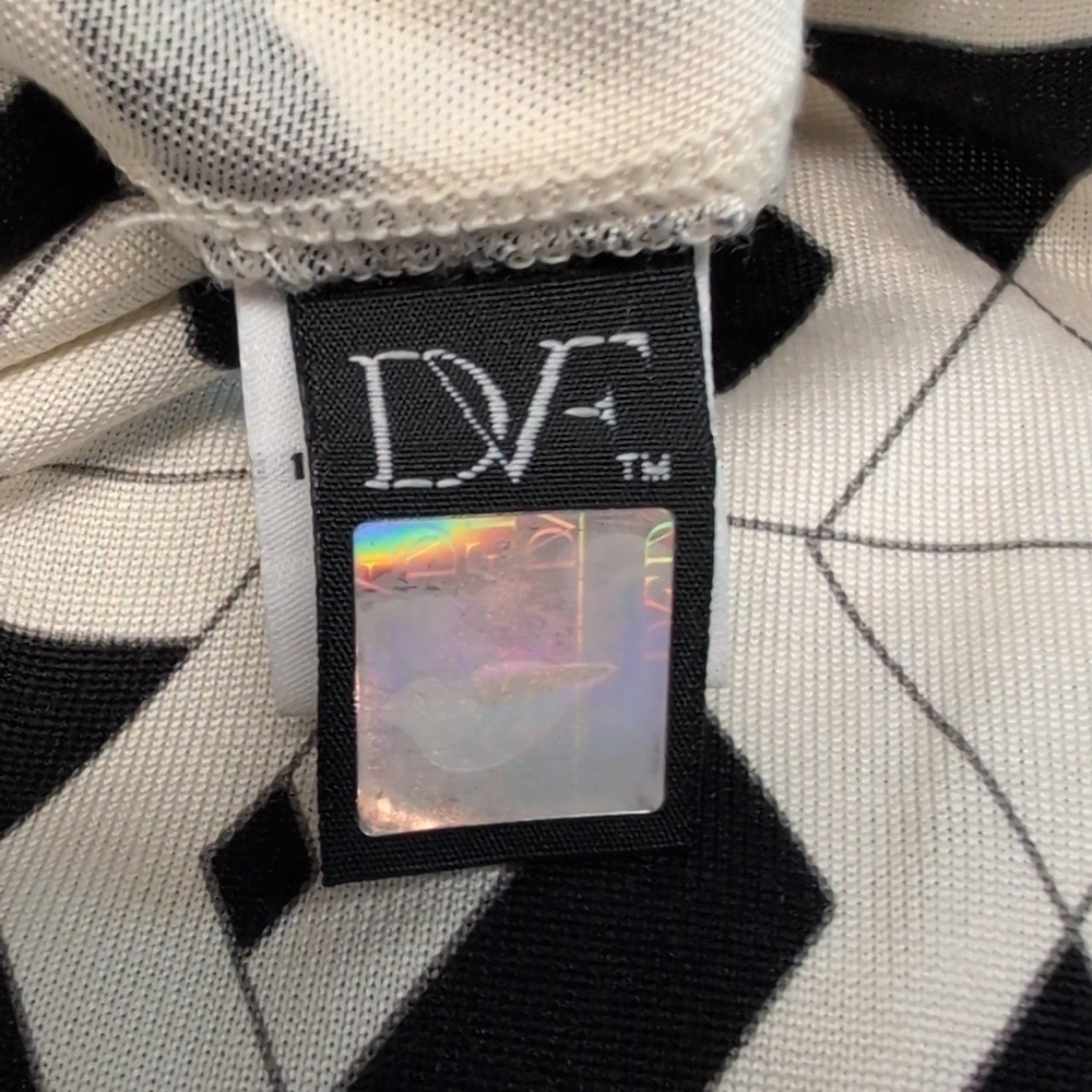 Diane Von Furstenberg Glass Mary Hex Maze Dress 100% Silk Size 4 - Picture 7 of 10